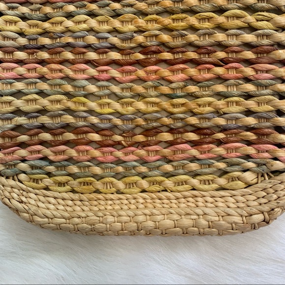 Hand Crafted Straw Rattan Colorful Woven Flap Over Shoulder Bag - Picture 7 of 10
